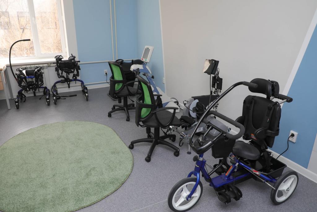 اتىراۋدا بالالاردى وڭالتۋ ورتالىعى اشىلدى