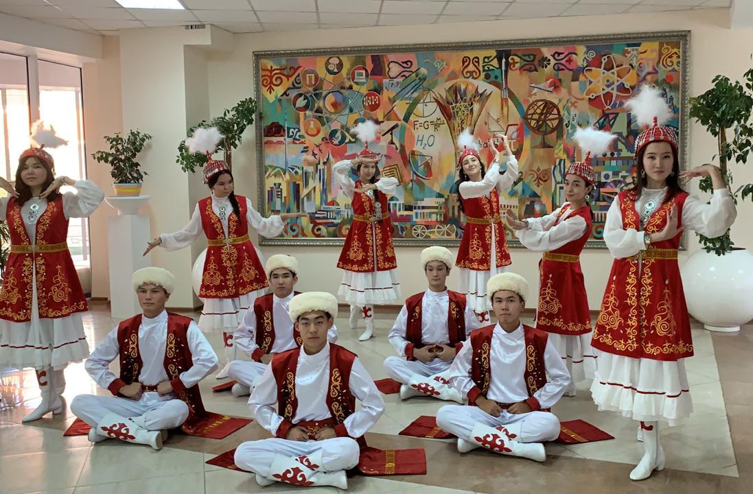 «سامعانىڭ» بيشىلەرى شەتەلدە توپ جاردى