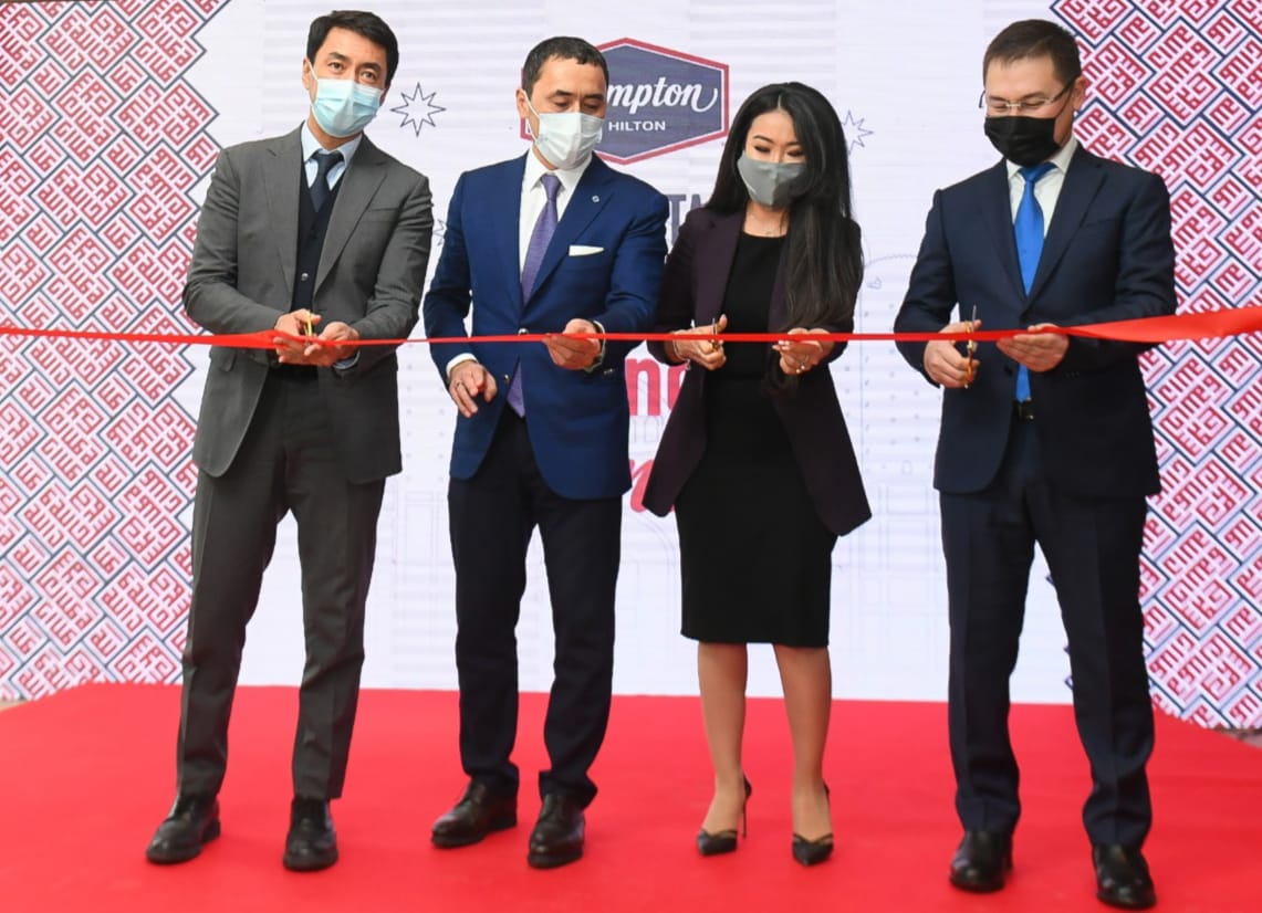 تۇركىستاندا Hilton قوناقۇيىنىڭ العاشقى جەلىسى اشىلدى