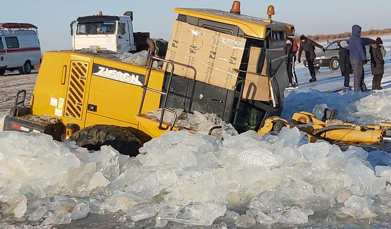 اتىراۋدا كانالعا باتقان جۇك تيەگىش كولىك شىعارىلدى