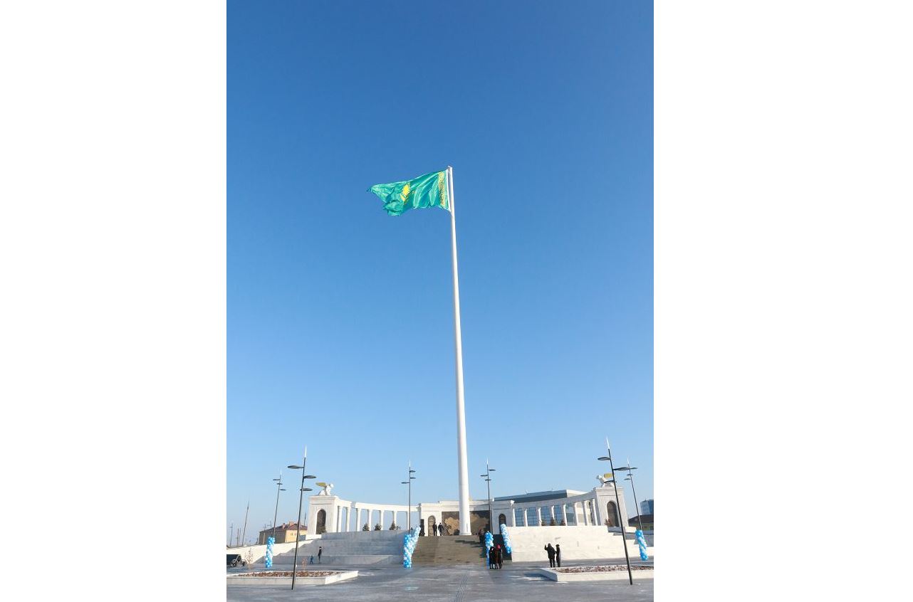 كوك تۋىم كوككە ورلە!