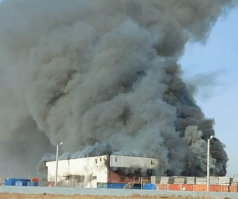 تەڭىز كەنىشىندەگى قويما وتقا وراندى