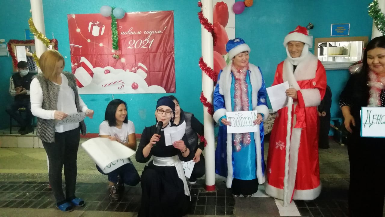 قونىس-كولونياسىندا جاڭا جىل مەرەكەسى ءوتتى