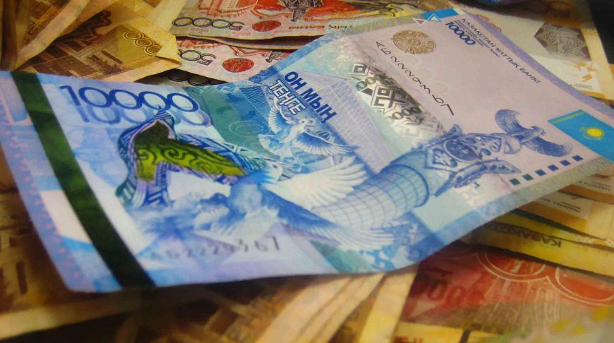 اتىراۋدا 1018 جۇمىسشىنىڭ 263,8 ملن تەڭگە جالاقى قارىزى وتەلدى