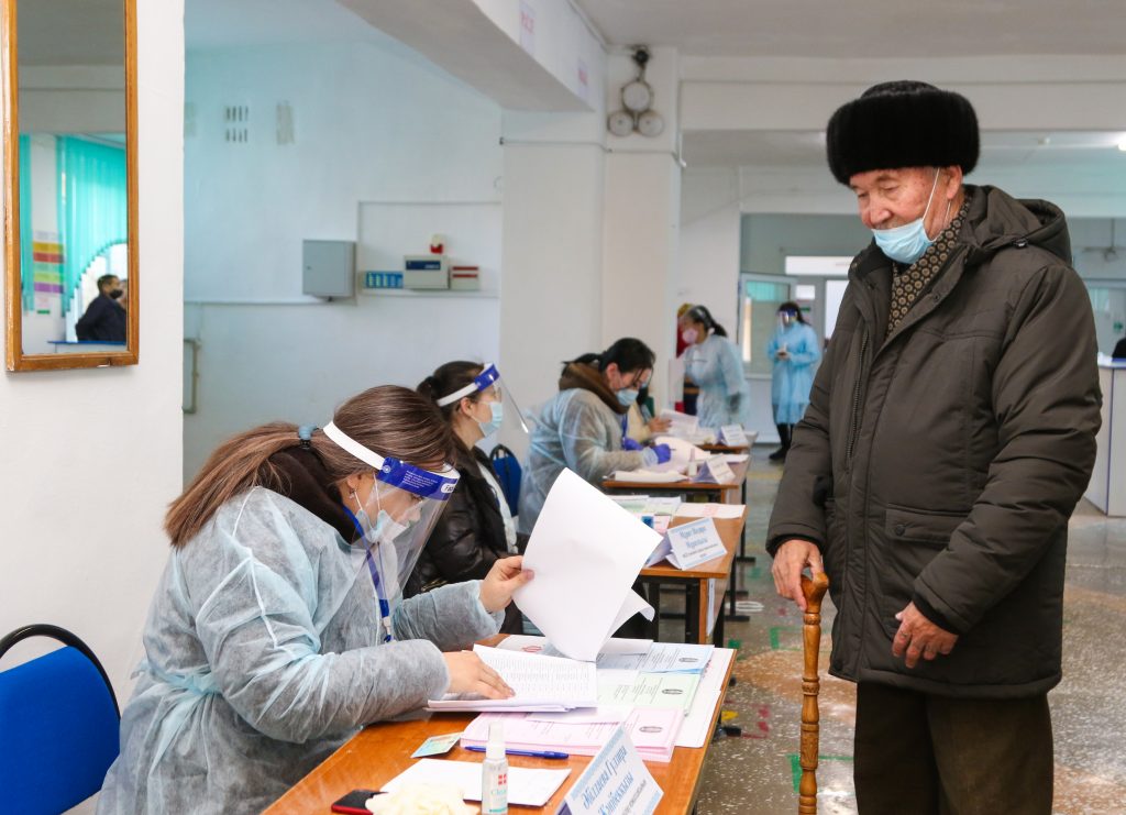 قىزىلوردالىق سايلاۋشىلاردىڭ 73,90 پايىزى ساياسي ناۋقانعا قاتىستى