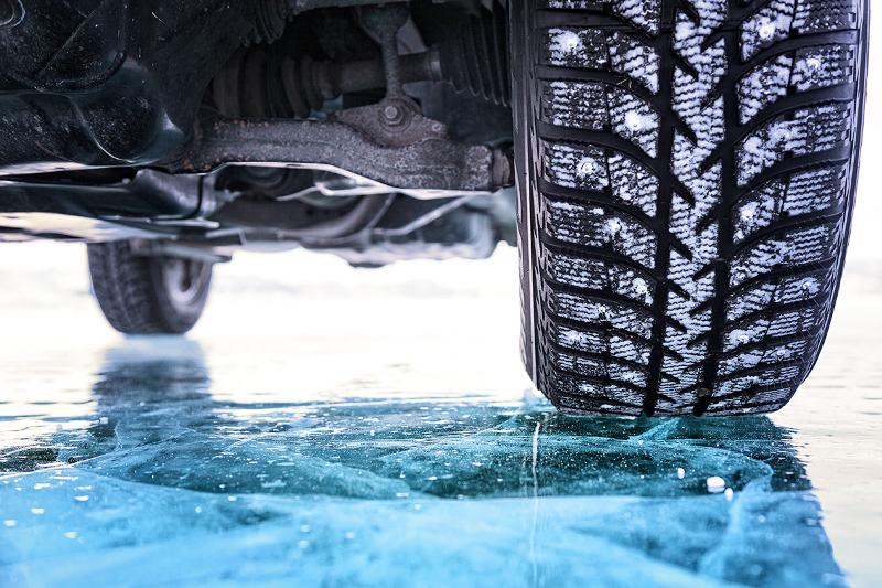 اتىراۋدا مۇز ۇستىندە جۇرگەن جۇرگىزۋشىلەر ۇستالدى