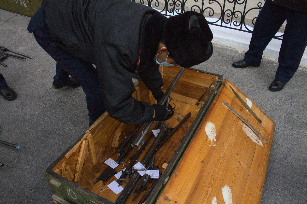 قىزىلوردادا وتكەن جىلى زاڭسىز اينالىمنان 246 قارۋ تاركىلەندى