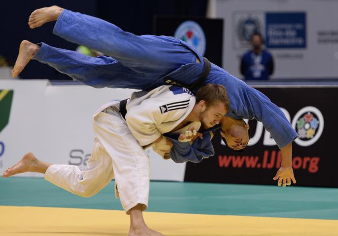 كاتاردان قۇر قول قايتتىق