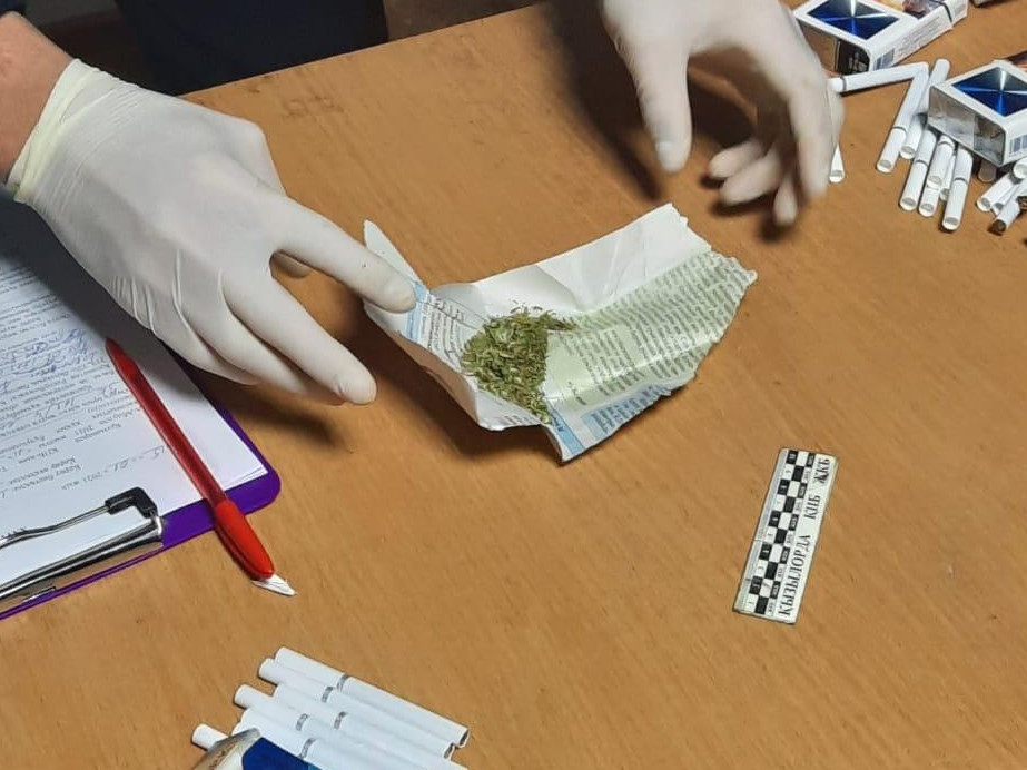 تۇرمەدەگى ازاماتتان ەسىرتكى تابىلدى