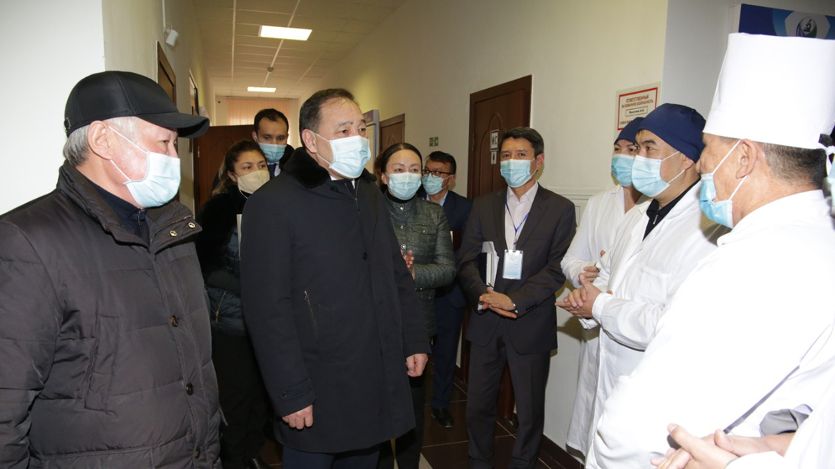 ەرالى توعجانوۆ قورداي اۋدانىنداعى جۇمىس بارىسىمەن تانىستى