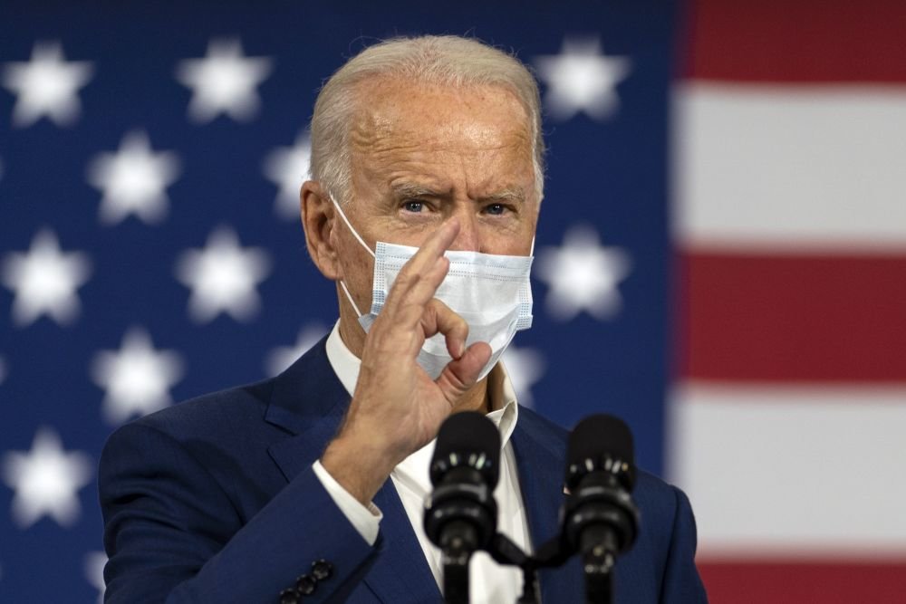 بايدەن ترانسگەندەرلەرگە اسكەردە قىزمەت ەتۋگە رۇقسات بەردى