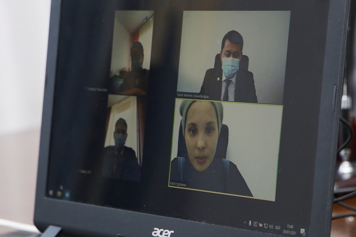 تۇرعىندار ونلاين قابىلداۋدا ويدا جۇرگەن ساۋالدارىن قويدى