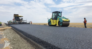 جارتى عاسىر جوندەۋ كورمەگەن  «اقتوبە-قاندىاعاش» كۇرە جولى تورتجولاقتىعا اينالادى