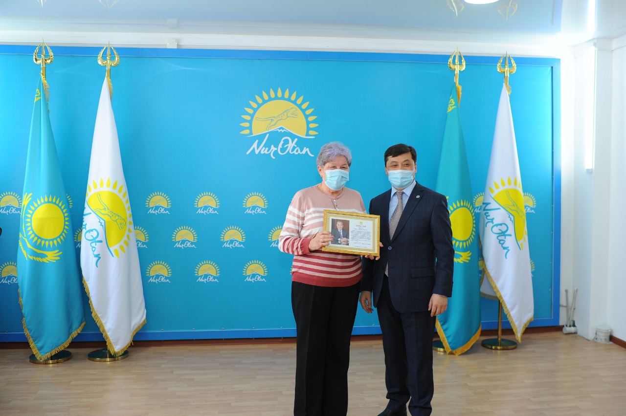 تۇركىستان وبلىسىنىڭ بەلسەندى ازاماتتارىنا ەلباسىنىڭ العىس حاتى تاپسىرىلدى