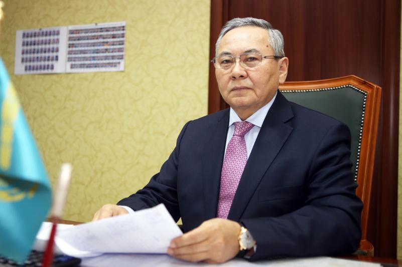 ەكس-دەپۋتات قىزدار ۋنيۆەرسيتەتىنە قىزمەتكە باردى