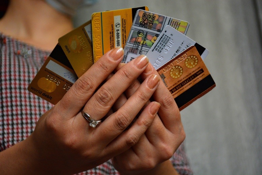 نەسيە «راسىمدەگەن» الاياقتار جابىرلەنۋشىنى سازعا وتىرعىزدى