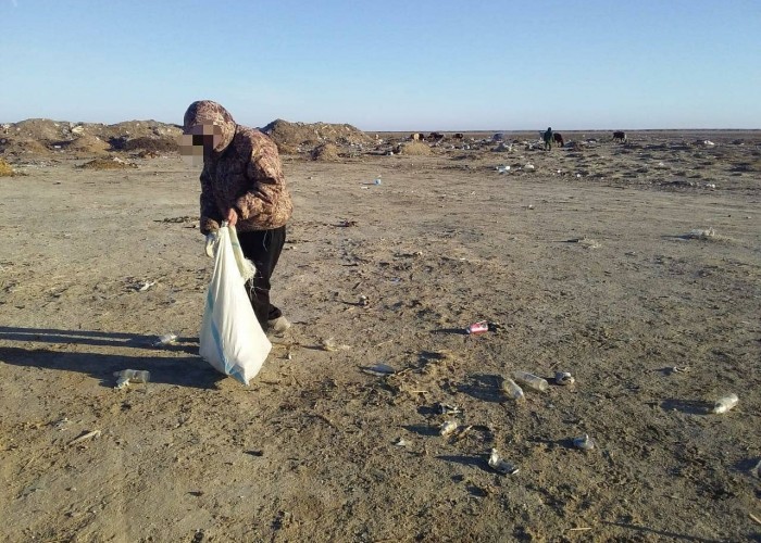 اتىراۋدا بۇرىنعى براكونەرلەر كوشە تازالاپ ءجۇر