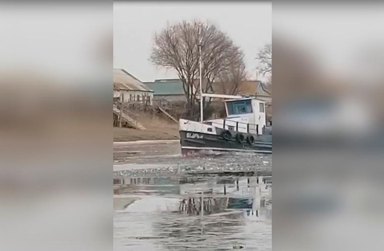 اتىراۋداعى قيعاش وزەنىنىڭ مۇزىن جارۋعا تۋرا كەلدى