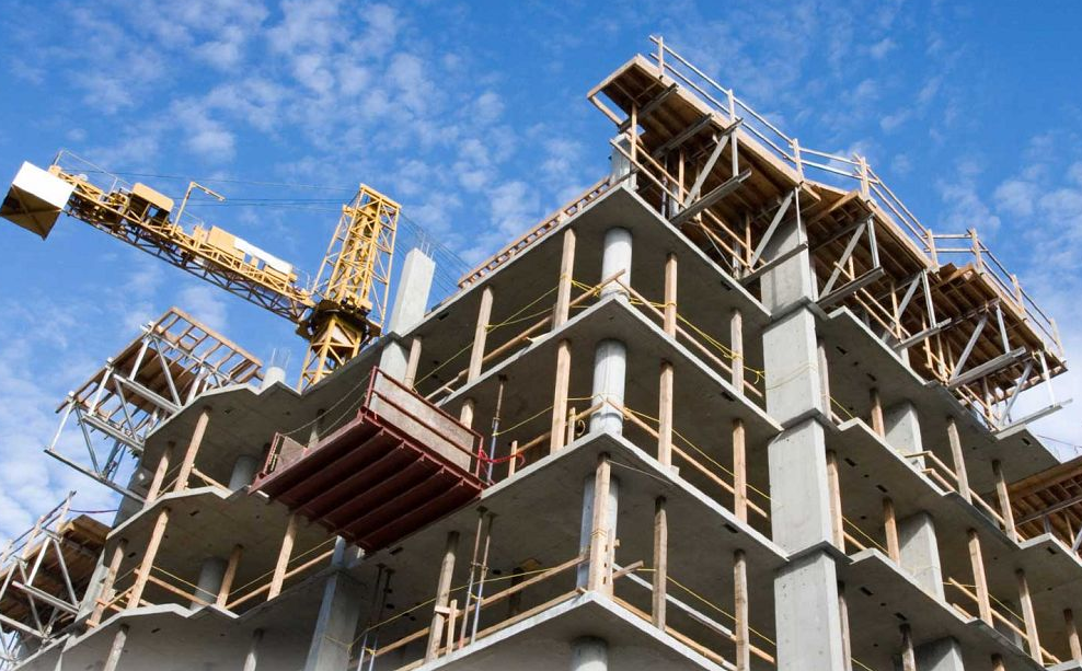 اتىراۋ قالاسىندا 17 تۇرعىن ءۇي بوي كوتەرەدى