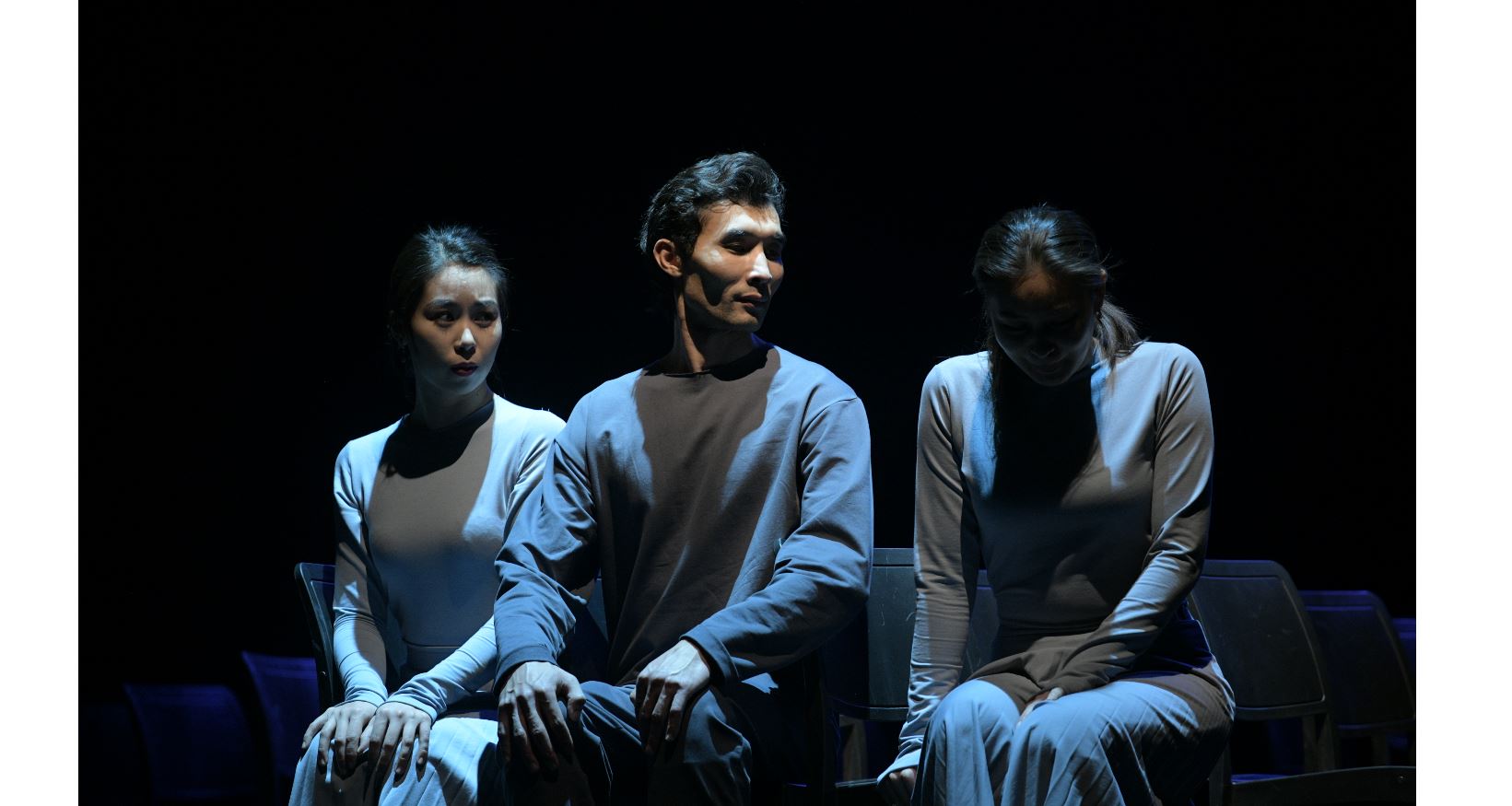 ەلەڭ ەتكىزگەن «ەكەۋمىز»