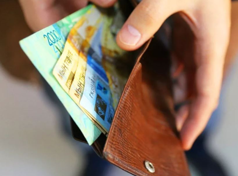 قاي سالادا جالاقى ءوستى؟