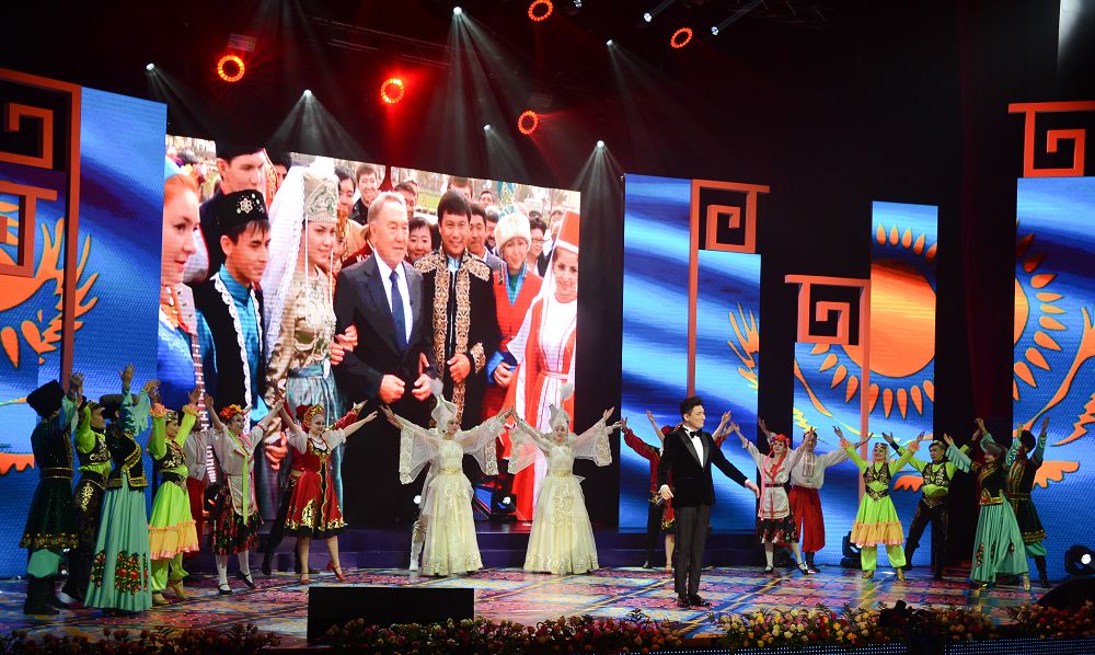 اللاعا شۇكىر ەتكەنىمىز...