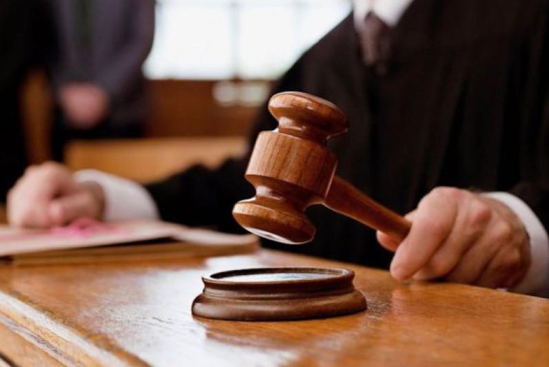 اتىراۋدا ينسپەكتورعا پارا بەرمەك بولعان ازامات 2 جىل 1 ايعا سوتتالدى