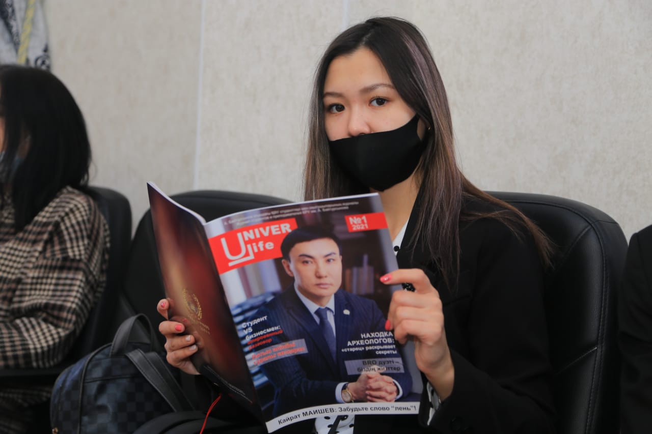 قوستاناي ۋنيۆەرسيتەتىندە جاڭا جۋرنالدىڭ تۇساۋى كەسىلدى