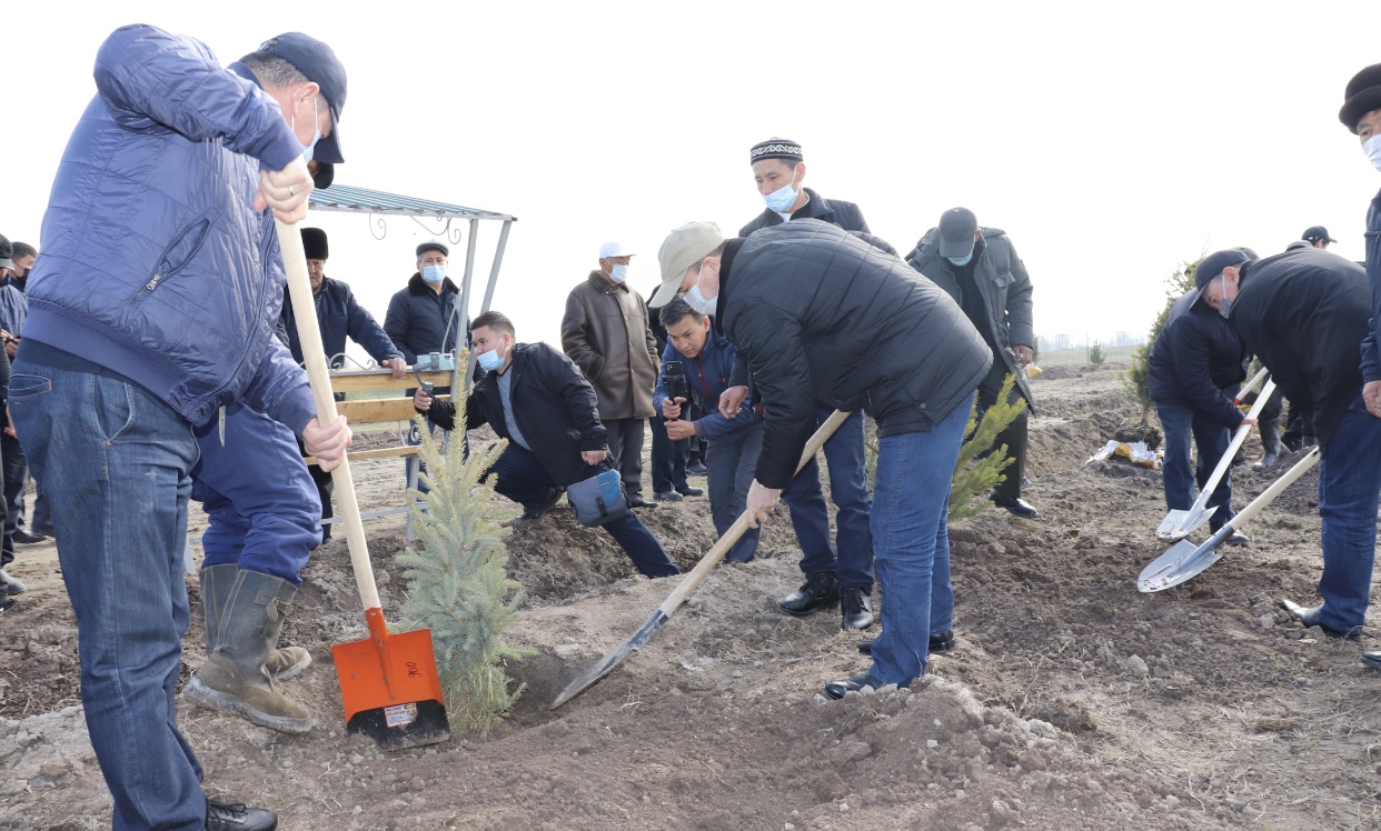 اتىمتاي ازاماتتار اۋىلعا قولداۋ كورسەتۋدە