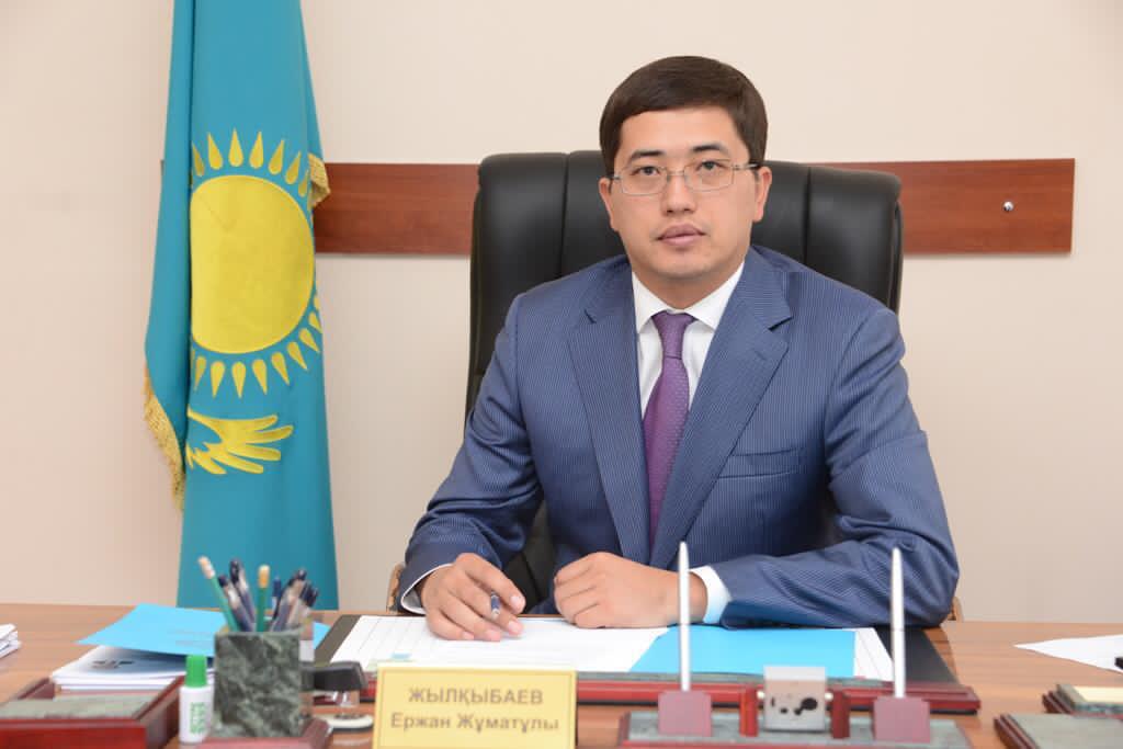 تاراز قالاسىنىڭ اكىمى اۋىستى