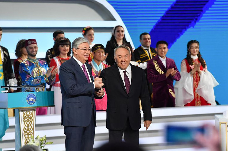 ەلباسى ونەگەسى