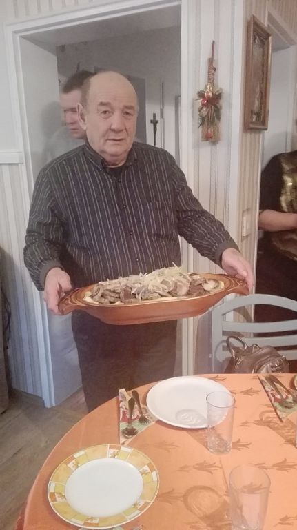 نەمىس جەرىندە دە ناۋرىزدى تويلايدى