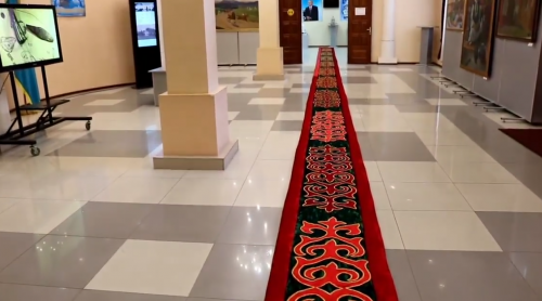 قوستانايدا كورپەلەر كورمەسى ءوتتى