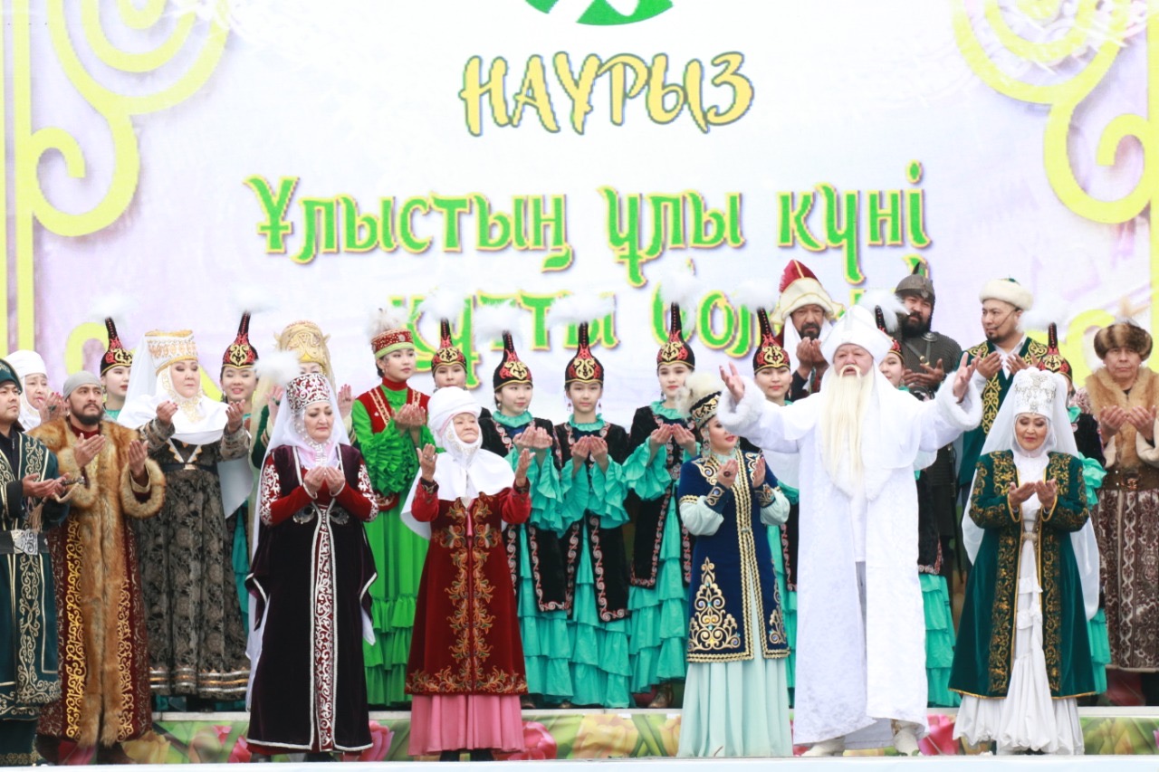 اتىراۋدا ناۋرىز مەرەكەسى اتالىپ ءوتتى