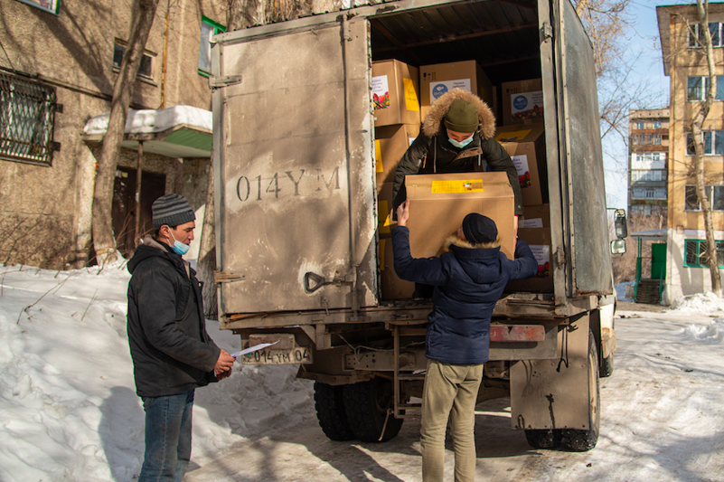 قاراعاندى وبلىسىندا 1 مىڭ وتباسى تەگىن ازىق-ت ۇلىك جيىنتىعىن الادى