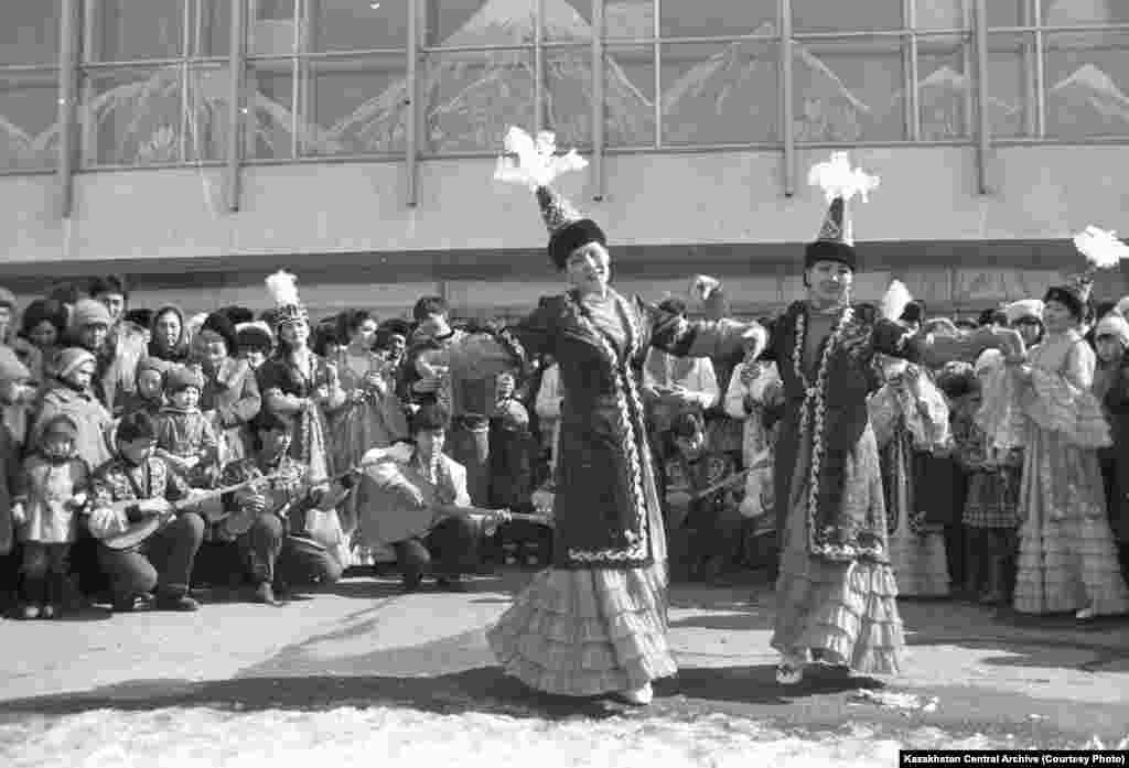 نۇر-سۇلتانداعى تۇڭعىش ناۋرىز