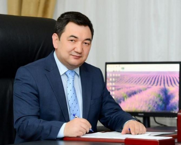 تاريحقا حايپ ەمەس, بايىپ كەرەك