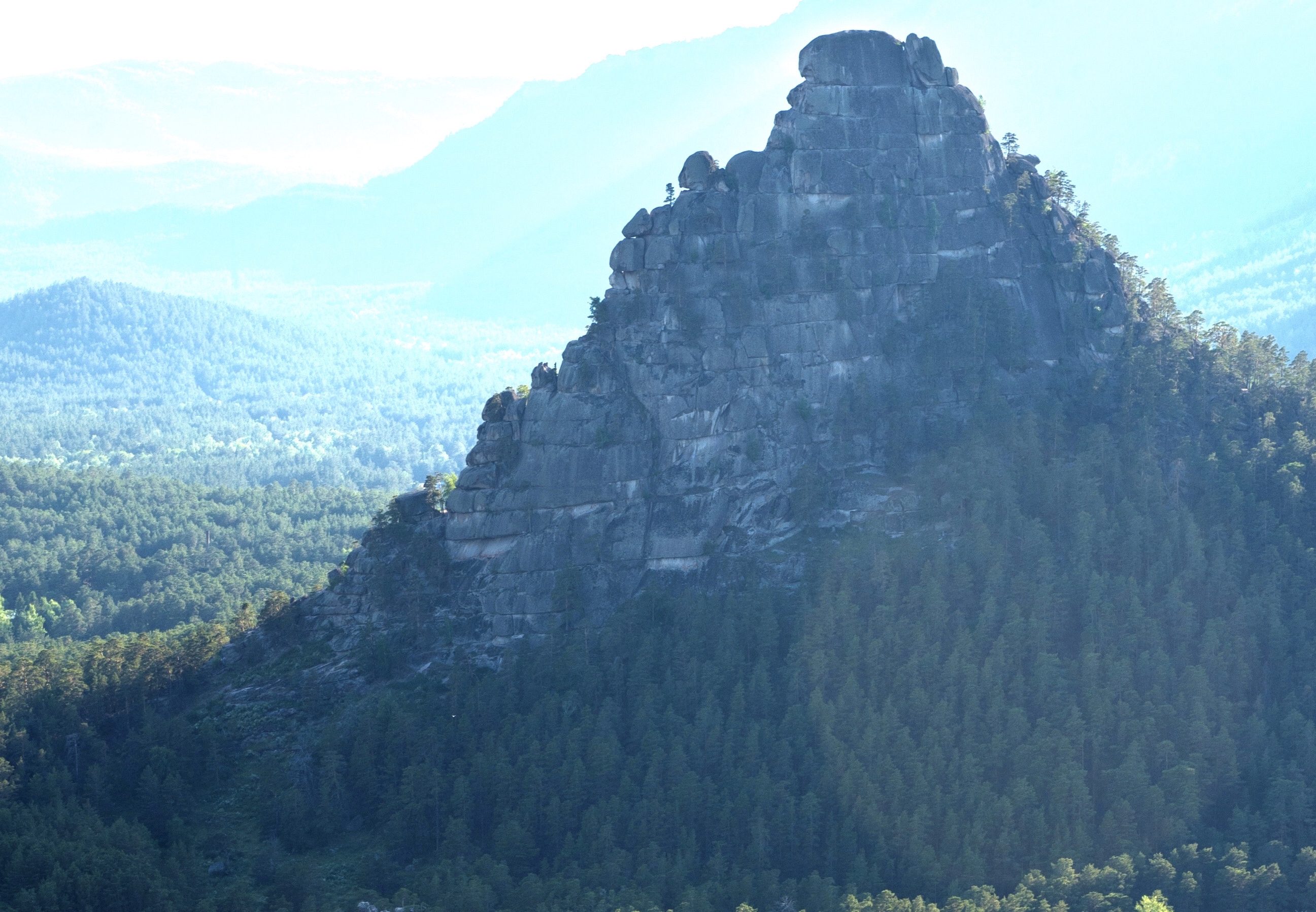 كۋرورتتى ءوڭىردىڭ كوركەيگەن كەلبەتى