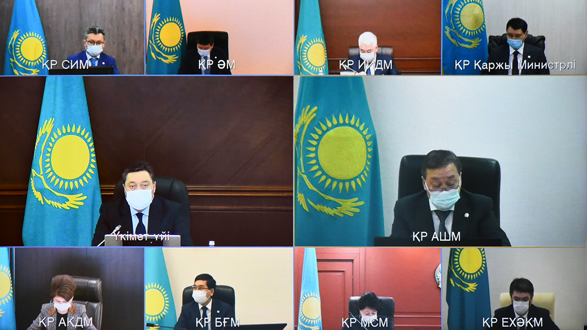 ۇكىمەتتە كوكتەمگى ەگىس جۇمىستارىنا دايىندىق بارىسى قارالدى