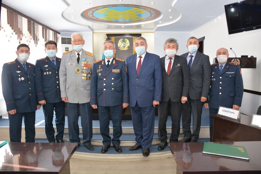 سقو پوليتسيا ارداگەرلەرى جاڭا توراعا سايلادى