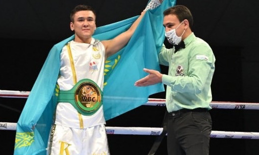 تۇرسىنباي قۇلاحمەت قوماقتى گونورارعا يە بولدى