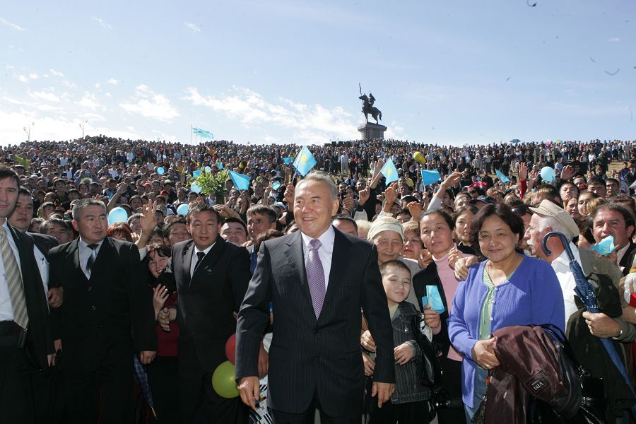 تۇڭعىش پرەزيدەنتتىڭ ەرەن ەڭبەگى