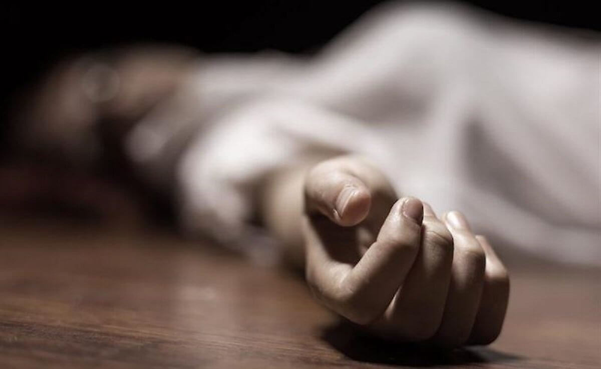 ايەلىنىڭ دەنەسىن بولشەكتەپ تاستاعان ازامات سوتتالدى