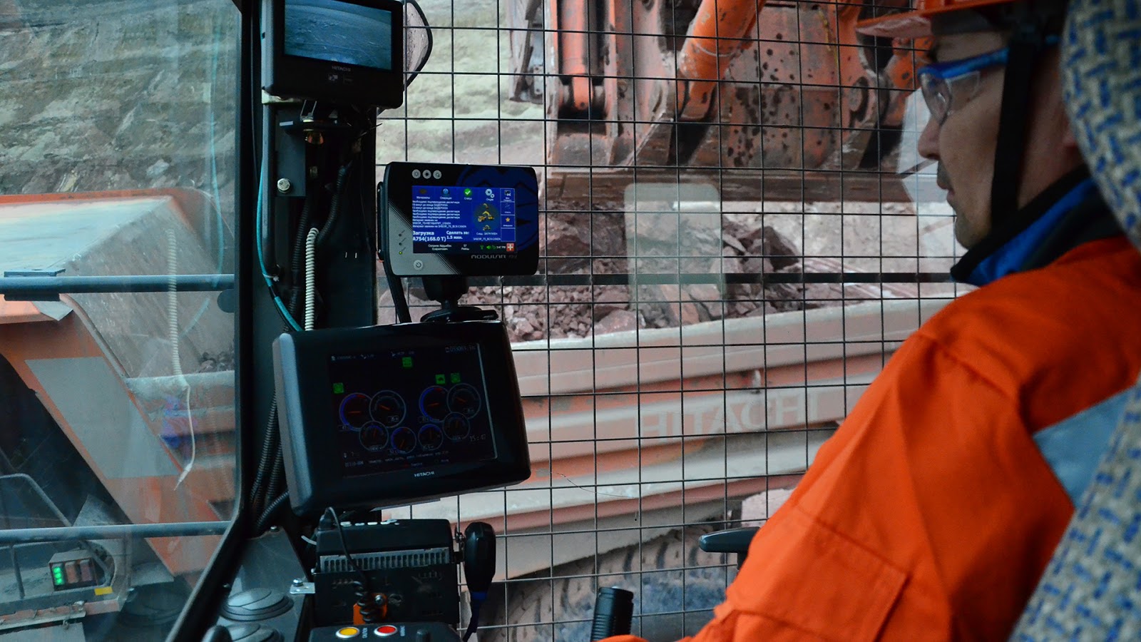 جاساندى ينتەللەكتىنىڭ جاردەمى