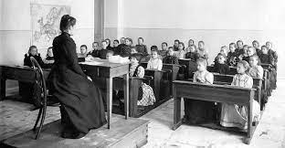 التىنسارين جانە قوستاناي مەكتەبى (ونىڭ باستاۋ ارناسى – ترويتسك كەزدەيسوق تاڭداۋ ەمەس)