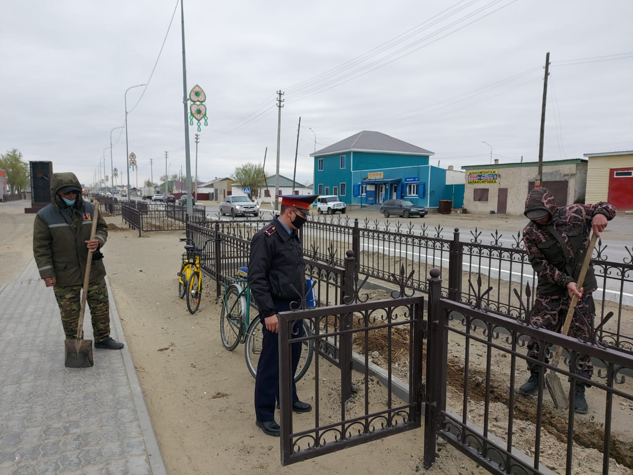 ارالدا ەسىرتكىنى زاڭسىز تاسىمالداعاندار جازالارىن قوعامدىق جۇمىس ارقىلى وتەۋدە