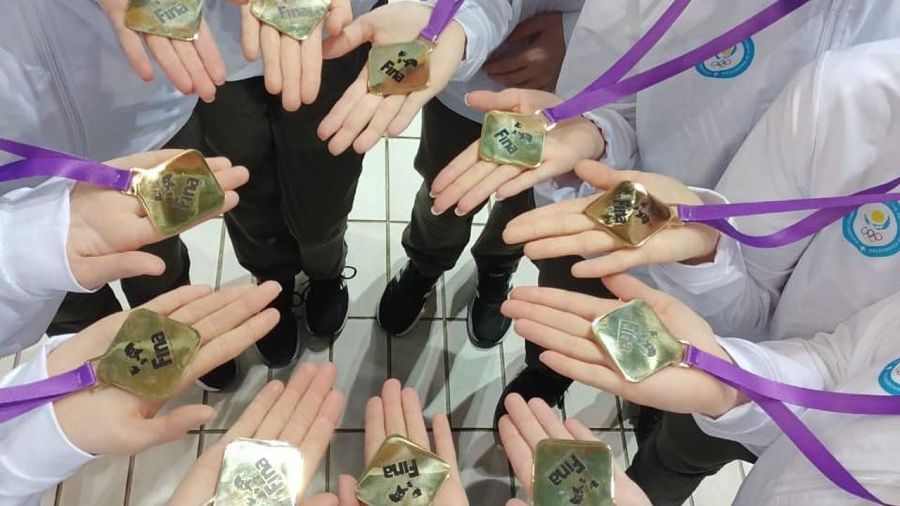 «حايلايت» سىنىندا بەت قاراتپادى