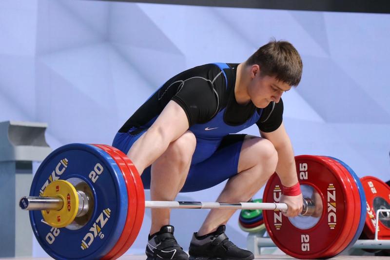 وتانداسىمىز ازيا چەمپيوناتىنىڭ قولا جۇلدەسىن ەنشىلەدى