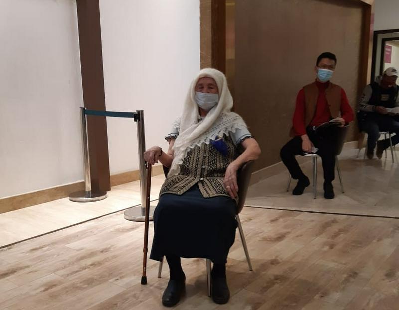 ەلوردا تۇرعىندارى دەمالىس كۇندەرى كۆي-عا قارسى بەلسەندى ۆاكتسيناتسيالانۋدا