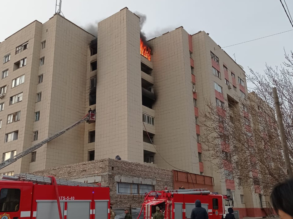 قاراعاندىدا 9 قاباتتى تۇرعىن ۇيدەن ءورت شىقتى